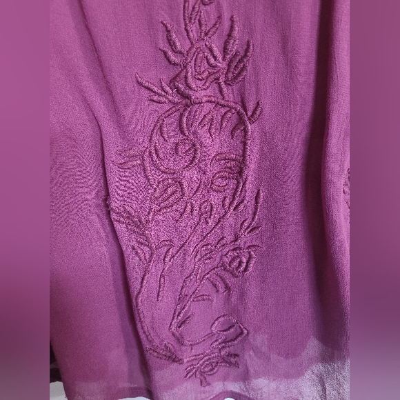 REVOLUTION Embroidered Tunic Blouse w/ Ruched Long Sleeves (Dark Fuchsia) - Picture 5 of 10